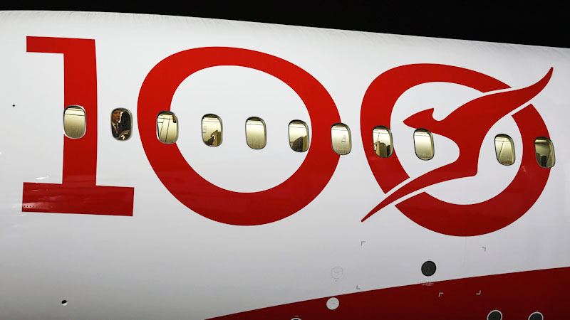 Qantas 100th year logo