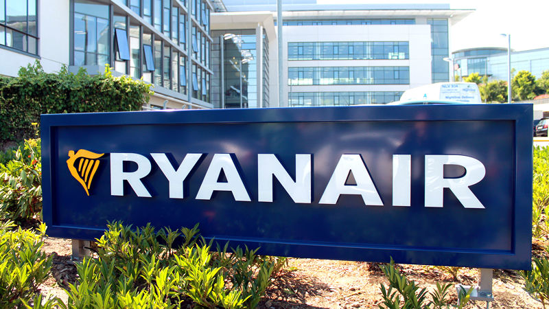 Ryanair Cuts Growth Plans on 737 MAX Delays